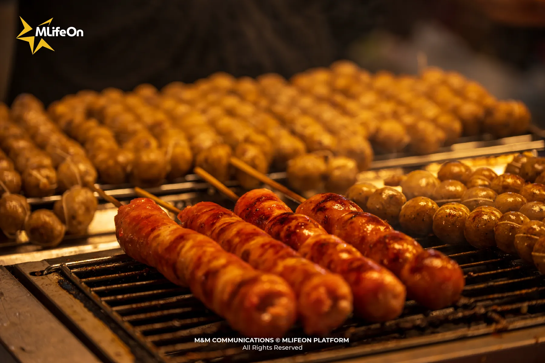 MLIFEON_WEB_T11_CHO DEM VIENG CHAN_HINH CON-02.jpg