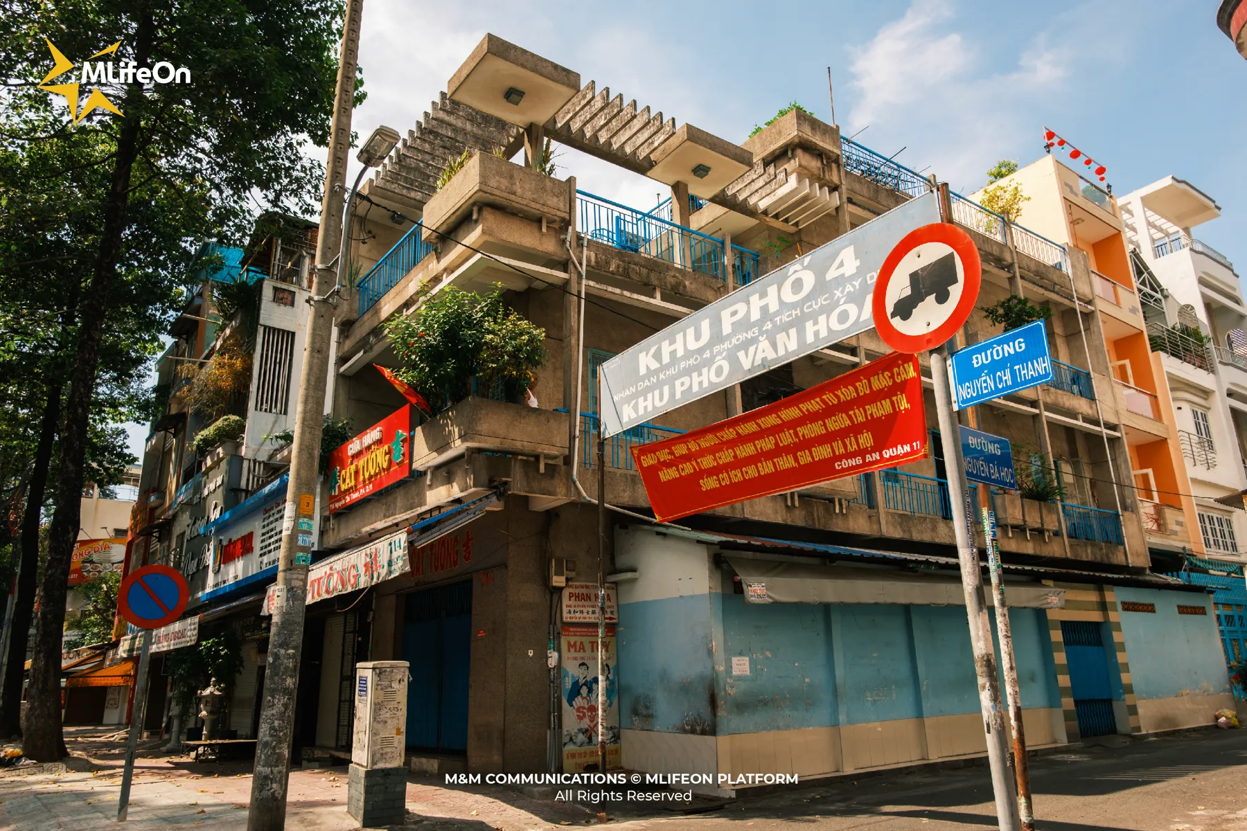 MLIFEON_WEB_T11_NGUOI SAI GON HAO SANG-13.jpg