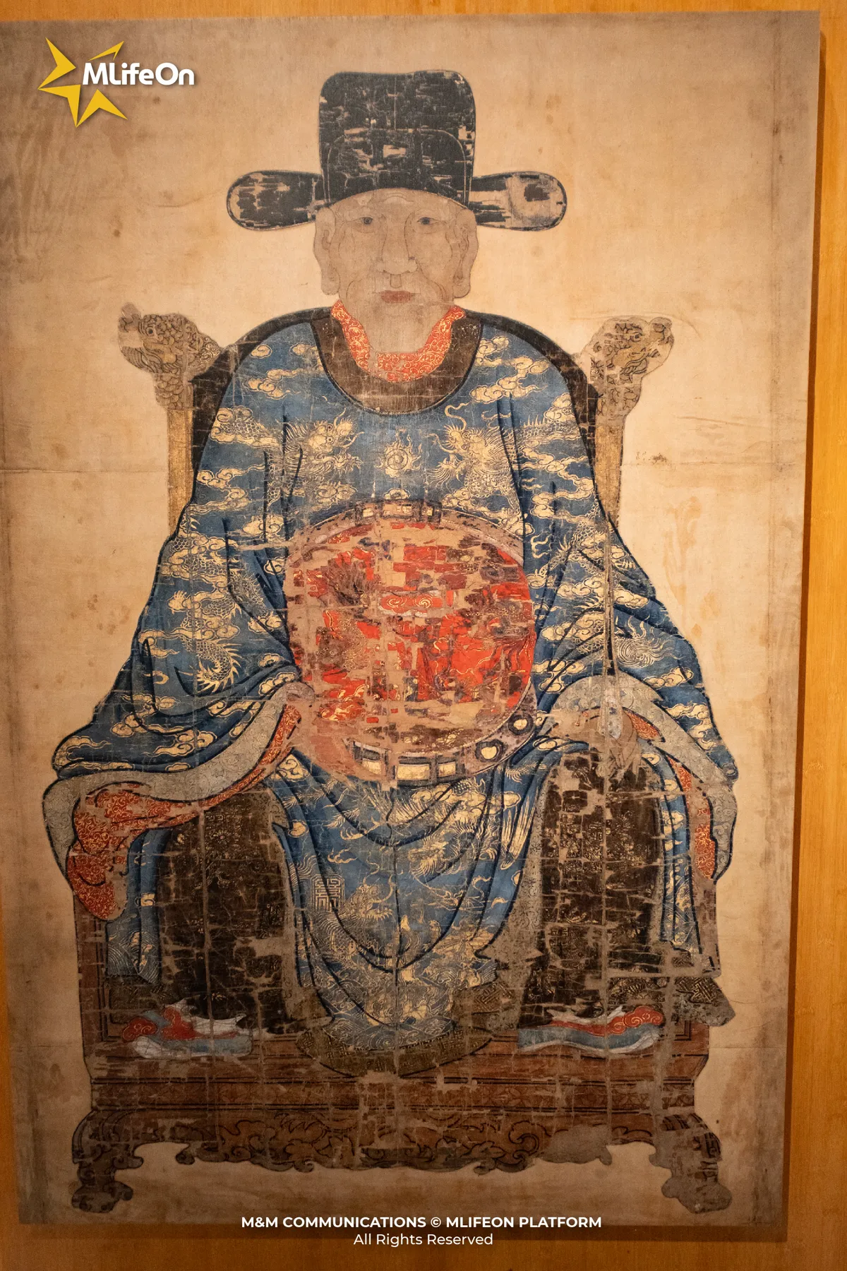 An old painting preserves the images of esteemed scholars from the feudal era.